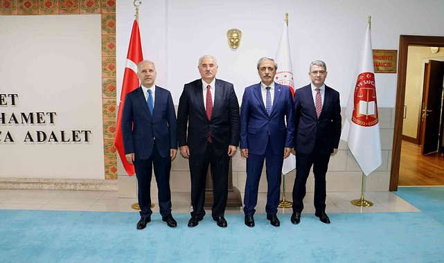 Yargıtay Başkanı Akarca ve Yargıtay Cumhuriyet Başsavcısı Şahin&#039;den Antalya Adliyesi ziyareti