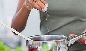 Yediğimiz besinlerle kanser riskini tetikliyor olabiliriz !