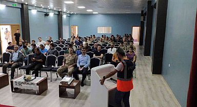 Yedisu'da 'Afet Farkındalık Eğitimi' verildi