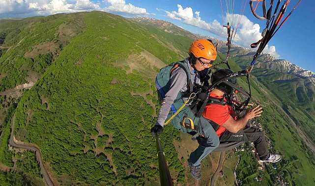 Yedisu'da yamaç paraşütü etkinliği