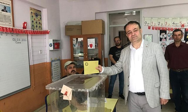 Yeni muhtarı belirmek için sandık başına gittiler