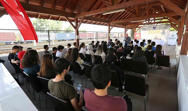 YKS&#039;ye girecek öğrencilere sınav kaygısı semineri