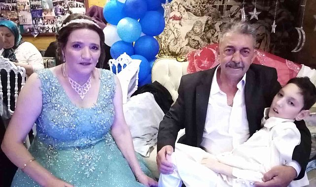 Yoğun bakımdan çıkan engelli çocuğa düğün sürprizi