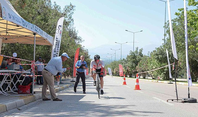 Yol Bisikleti Türkiye Şampiyonası Denizli'de başladı