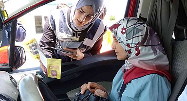 Yozgat emniyetinden sürücülere "Kadına el kalkamaz" uygulaması