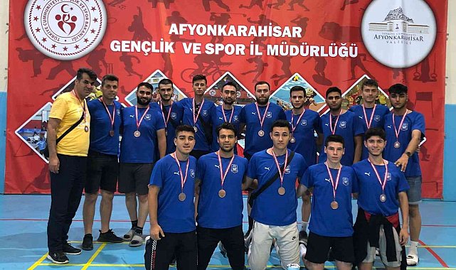 Yunusemre hentbolde 2. Lig'e yükseldi