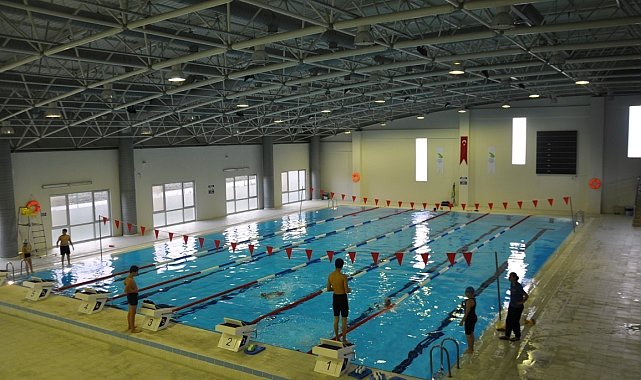 Yüzme havuzu yoğun ilgi görüyor