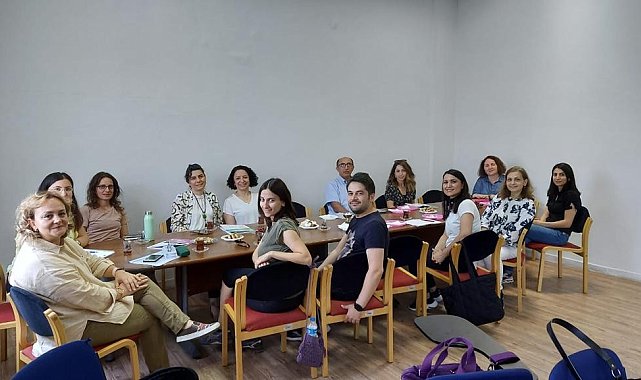 ZBEÜ&#039;de editörler kurulu ile dil editörleri toplantıları yapıldı