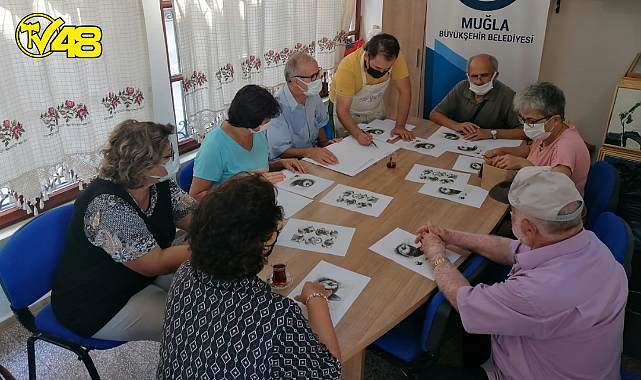 100 Yaş Evlerinde Yeni Dostluklar Kuruluyor