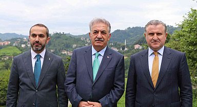 AK Parti Genel Başkan Yardımcısı Hayati Yazıcı 'Çay kanunu' eleştirilerine açıklık getirdi