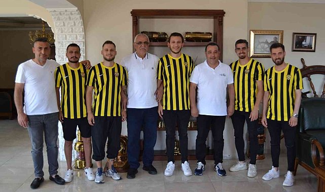 Aliağaspor FK, transferde hız kesmiyor