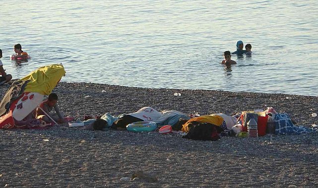 Antalya&#039;da dünyaca ünlü sahil açık hava oteline döndü