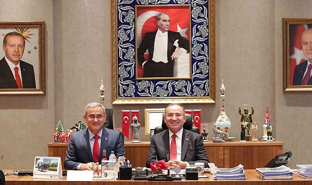 Başkan Işık, Bakan Bozdağ&#039;a Kütahya&#039;da yapılan yatırımlar ve uygulamalar için teşekkür etti