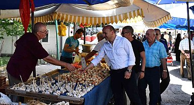 Başkan Oral, pazar esnafıyla buluştu