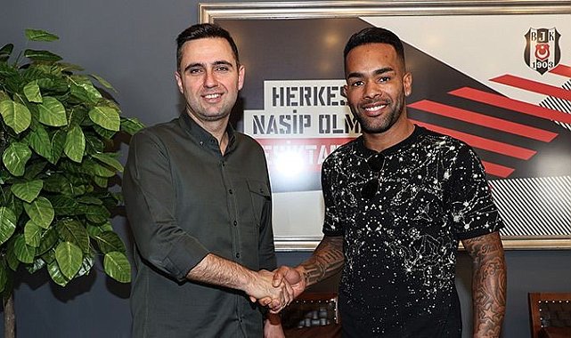 Beşiktaş&#039;ta Alex Teixeira ile yollar ayrıldı