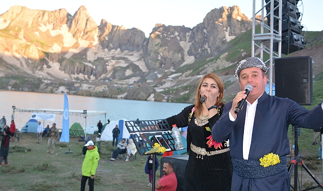 Bir zamanlar terörle anılan Cilo-Sat Buzul Gölleri&#039;nde festival coşkusu