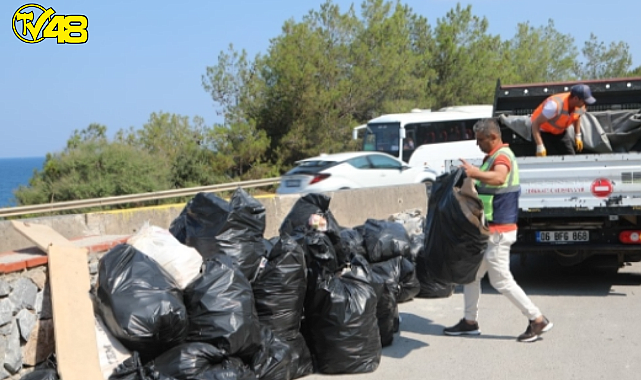 Bodrum, Araçlardan Atılan Çöplerden Arındırılıyor