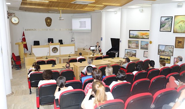 Burhaniye Belediye personeline Uyuşturucu ile Mücadele Semineri
