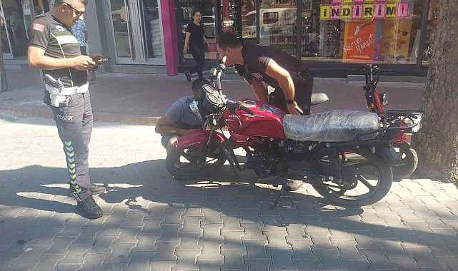 Burhaniye Emniyeti, kural tanımayan motosikletlere göz açtırmıyor
