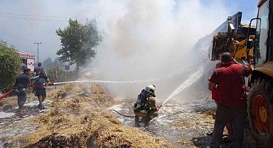 Çanakkale'de 20 ton saman küle döndü