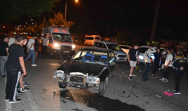 Çorlu&#039;da gece yarısı feci kaza: 2 yaralı