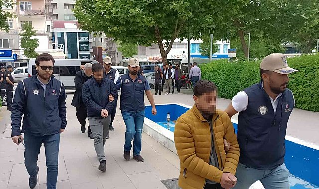DEAŞ&#039;IN 7 militanı Kırşehir&#039;de eş zamanlı operasyonla yakalandı