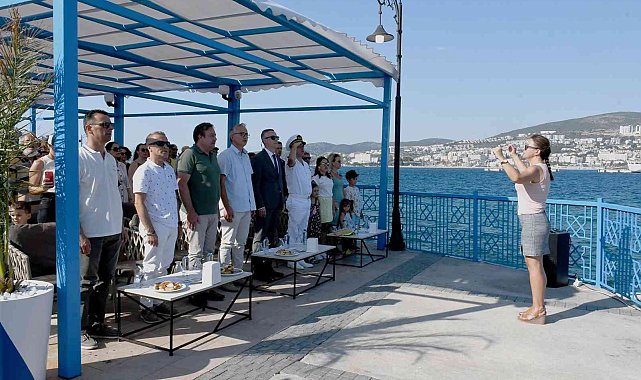 Denizcilik ve Kabotaj Bayramı Kuşadası&#039;nda renkli görüntülere sahne oldu