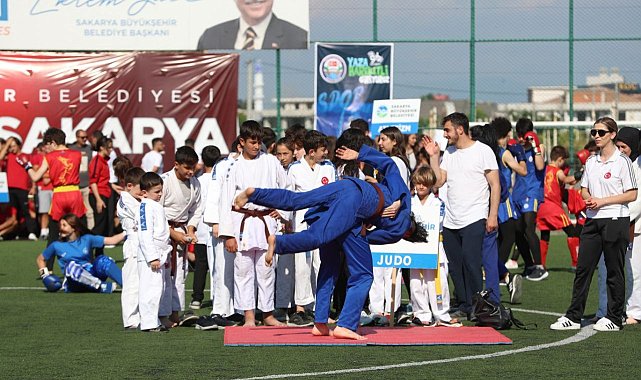 Dünya yıldızları bu okulda keşfediliyor