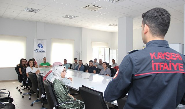 Erciyes Teknopark&#039;ta yangın söndürme eğitimi verildi