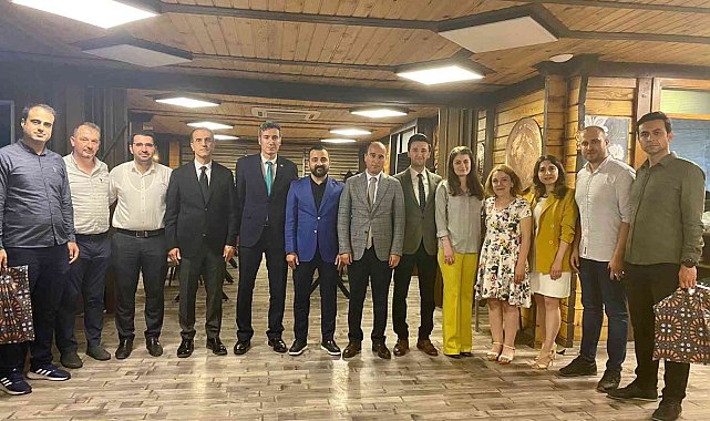 Erzincan&#039;dan tayini çıkan hakim ve savcılar için veda yemeği düzenlendi