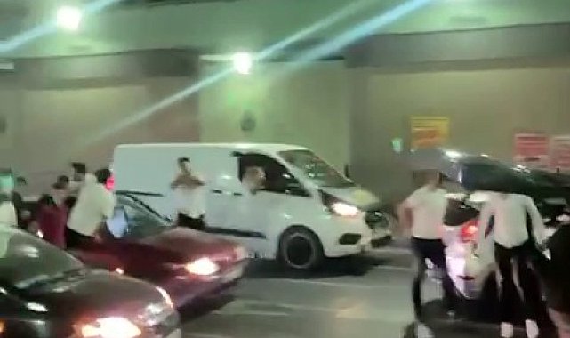 Esenyurt&#039;ta asker eğlencesinde yine yol kapattılar