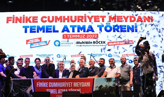 Finike Cumhuriyet Meydanı&#039;nın temeli atıldı