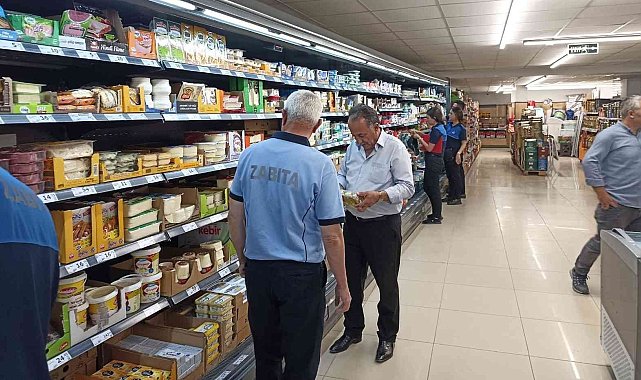 Hakkari&#039;de zincir marketler denetlendi