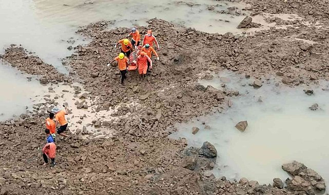 Hindistan&#039;daki heyelan felaketinde can kaybı 26&#039;ya yükseldi