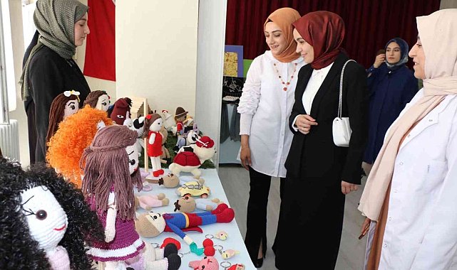 Hizan&#039;da yılsonu sergisi