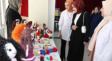 Hizan'da yılsonu sergisi