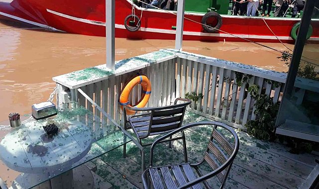 İşletme sahibi İbrahim Bayraktar: &quot;Biranda işletmemizin iskele kısmına çarptı, şaşırdık kaldık&quot;