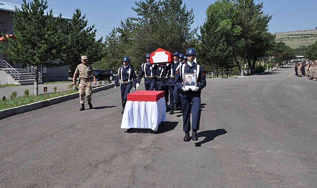 Kazada hayatını kaybeden astsubayın cenazesi memleketine gönderildi