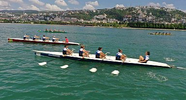 Körfez Kupası Kürek Yarışları'nda kazanan İzmit Sümerspor