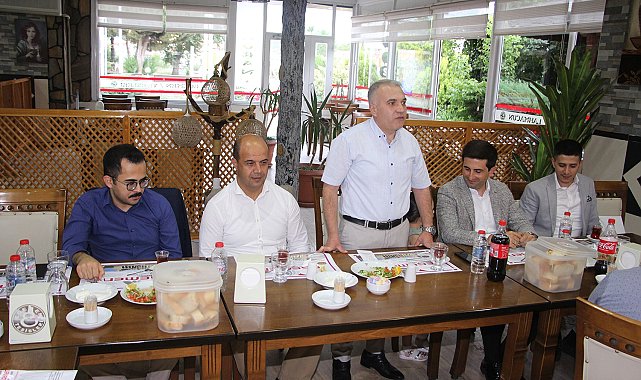 Kula&#039;da tayini çıkan hakim ve savcılar için veda yemeği