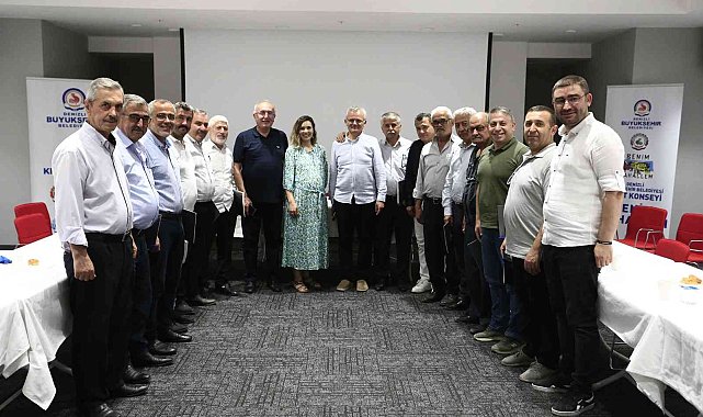 Meclisleri kurulan muhtarlar bir araya geldi