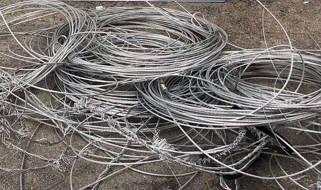 Milletin malını hurdacıya sattılar