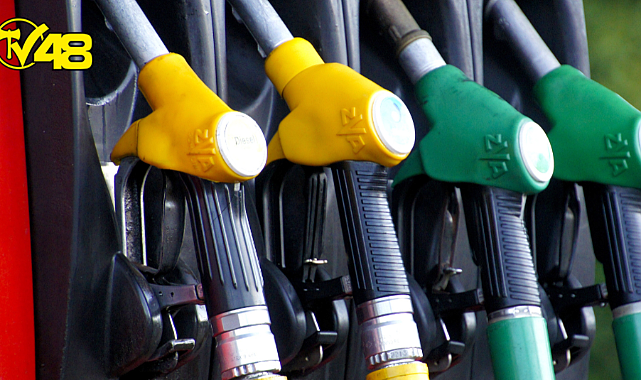 Motorinden Sonra Benzine de İndirim Geliyor