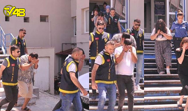 Muğla&#039;da, bir evden 550 bin liralık ziynet eşyası çalan 3&#039;ü kadın 5 kişi yakalandı.