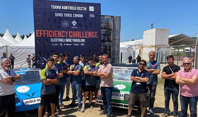 MUĞLA&#039;NIN ELEKTRİKLİ ARAÇLARI KÖRFEZ PİSTİNDE YARIŞTI