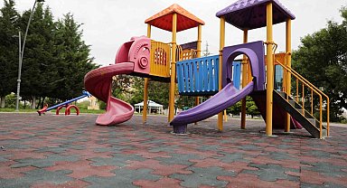 Nevşehir'de çocuk oyun alanları daha güvenli hale getiriliyor