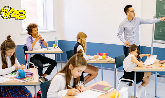 Öğretmenlerin ek ders ücretlerine düzenleme