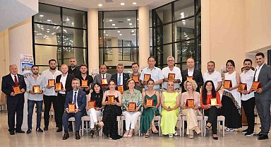 Ordu'da Yılın En'leri ödüllerini aldı