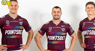 Rugby takımında gökkuşağı renkli forma büyük bir krize dönüştü