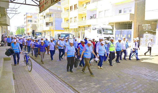 Şanlıurfa&#039;da 300 personelle temizlik seferberliği